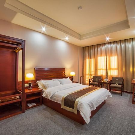 Hotel Shanghai City Osh Luaran gambar
