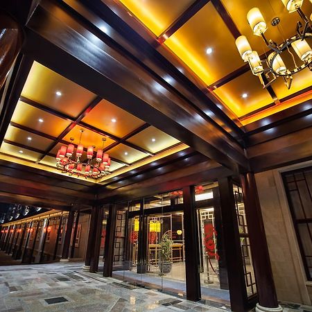 Hotel Shanghai City Osh Luaran gambar