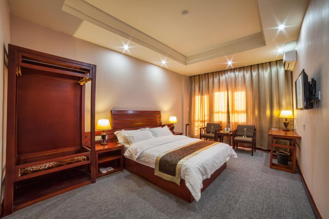 Hotel Shanghai City Osh Luaran gambar
