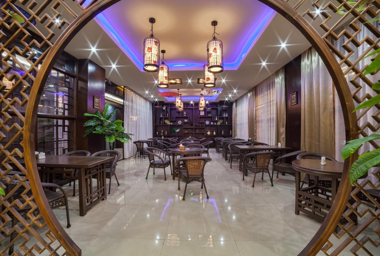 Hotel Shanghai City Osh Luaran gambar