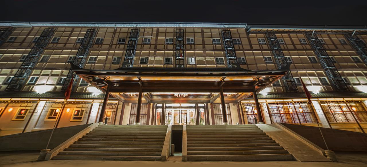 Hotel Shanghai City Osh Luaran gambar