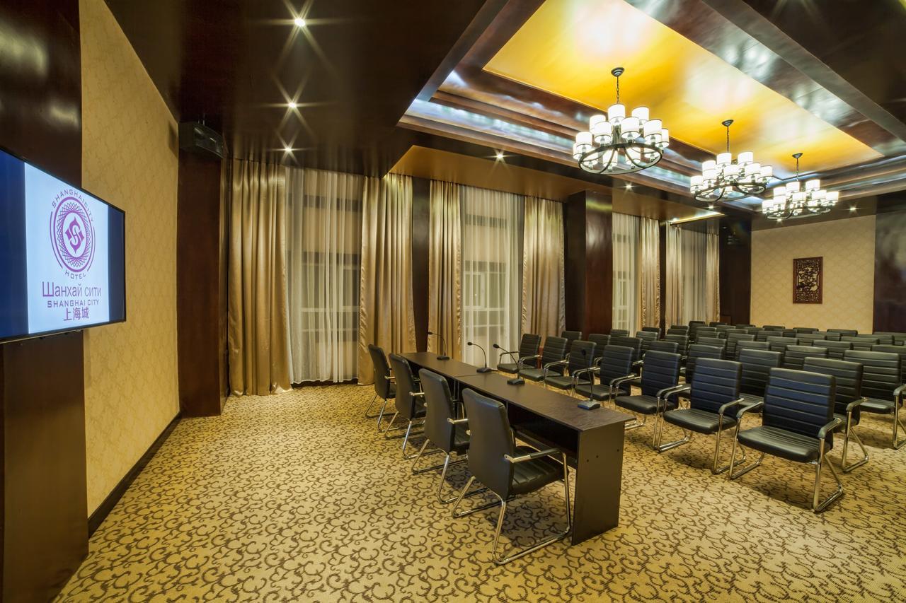 Hotel Shanghai City Osh Luaran gambar