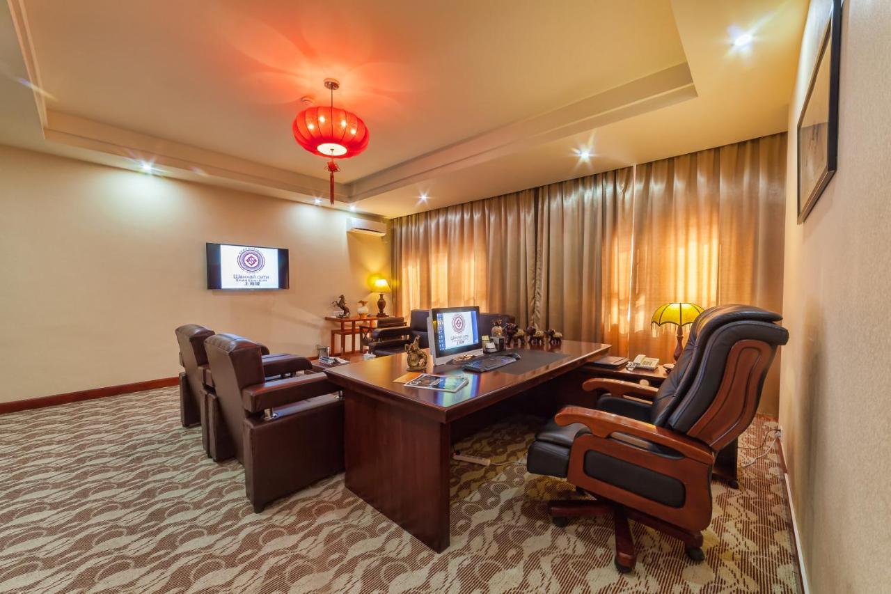 Hotel Shanghai City Osh Luaran gambar